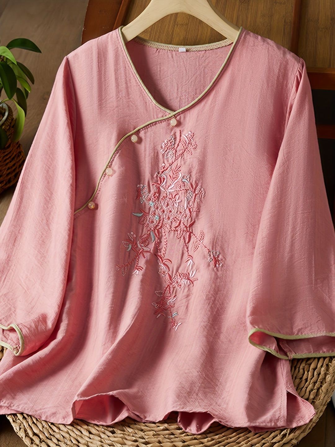Women's - Linen Shirt - Women's 3/4 Sleeves, Pearl Buttons & Embroidery, Retro Style with Slanted Hem
