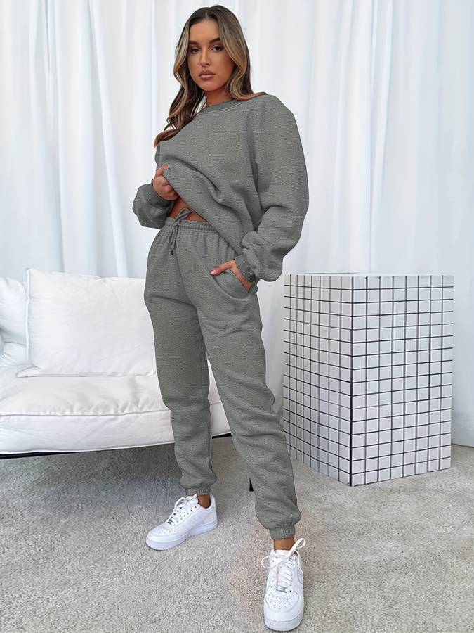 Oversized two-piece jogging set