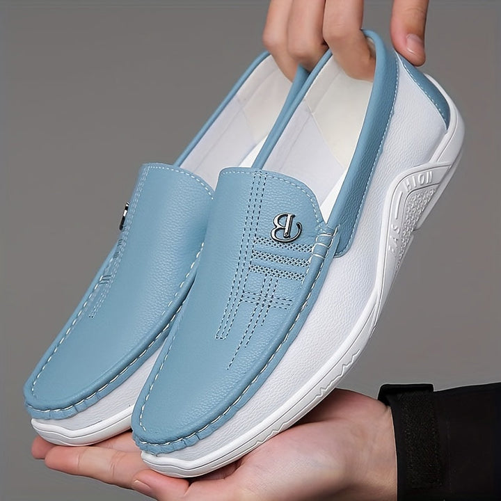 Men's - Slip-On Shoes - Comfortable Non-Slip Loafers with Colour Block Design - Perfect Everyday Footwear