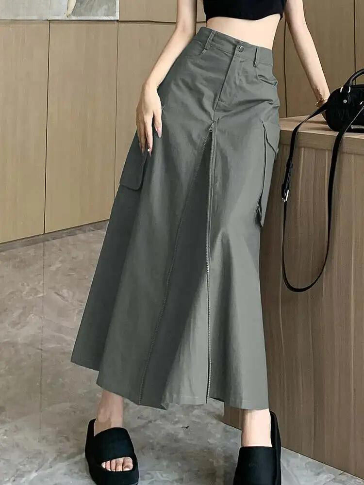 Long skirt in Korean cargo style