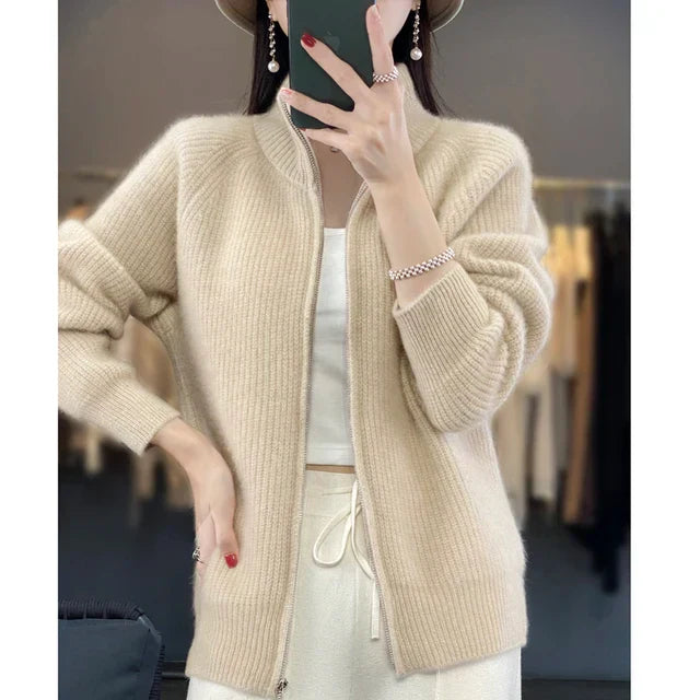 Wool cardigan with zip