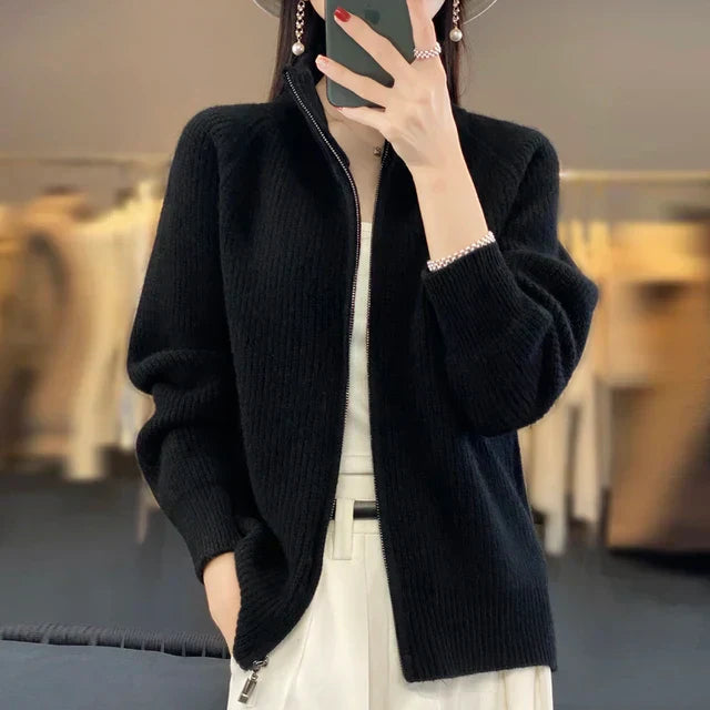 Wool cardigan with zip