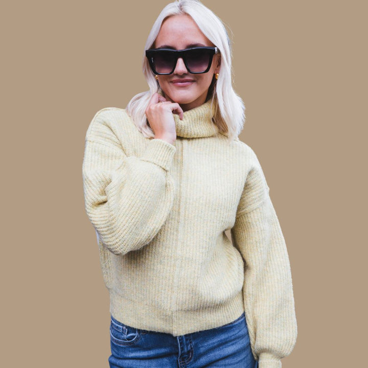 Adelheid - Turtleneck jumper knitted