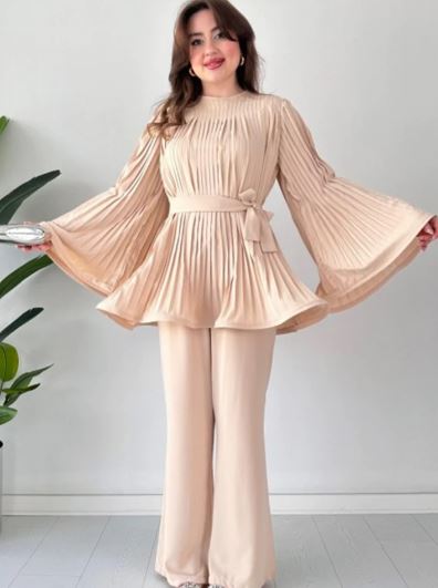 Pleated flared top and trousers set