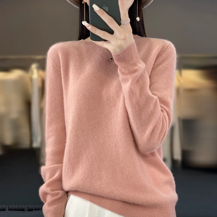 Stylish cashmere jumper for women