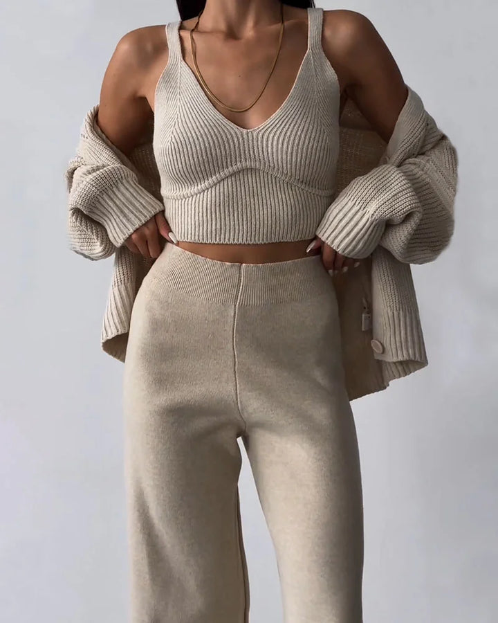 Knitted 3-piece set