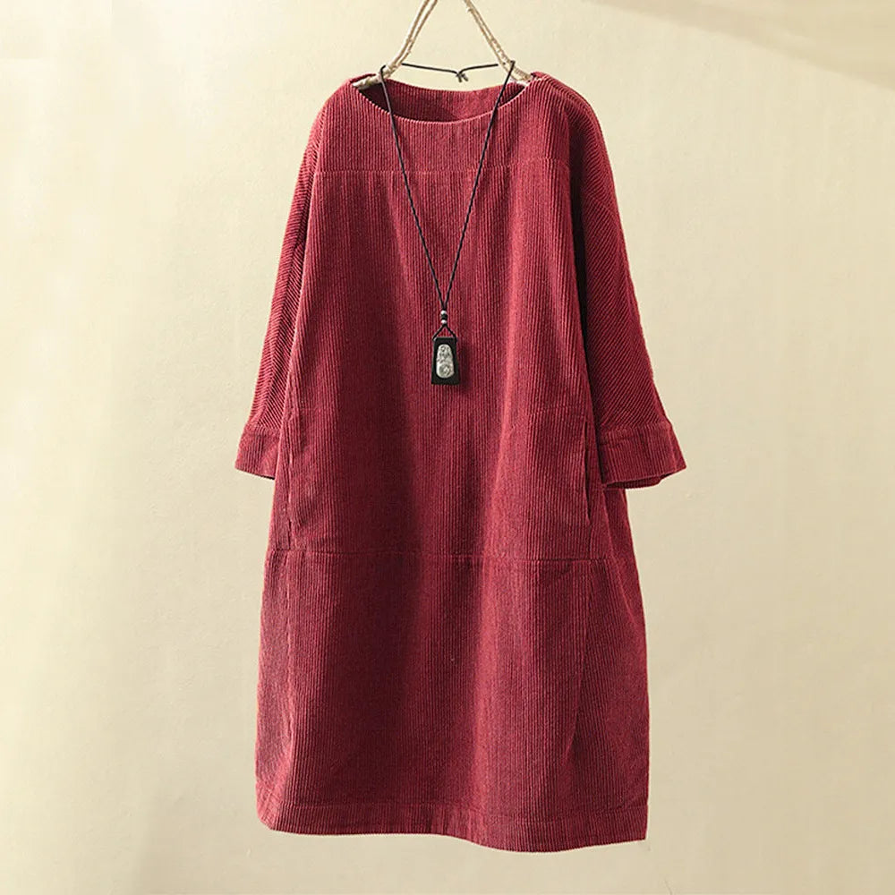 Relaxed, long-sleeved corduroy dress