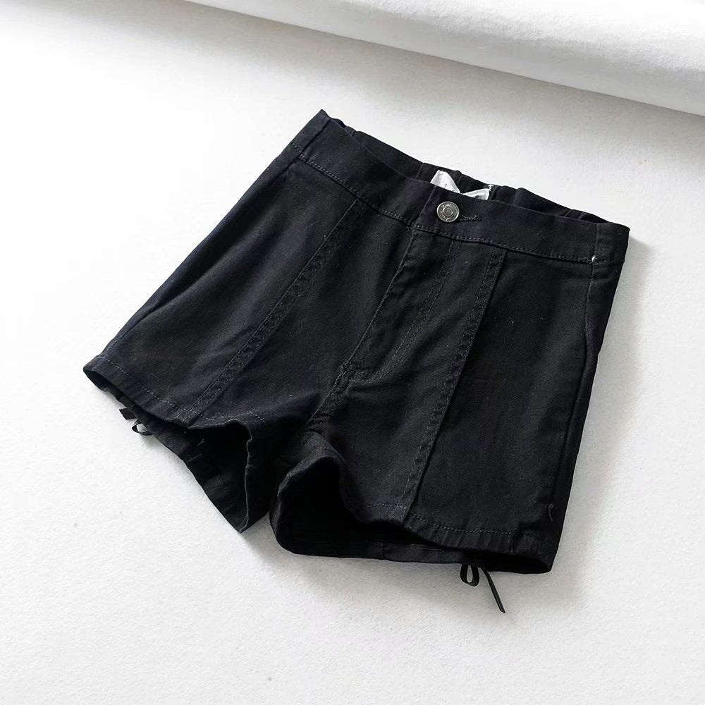 Relaxed denim shorts with a high waist and narrow straps