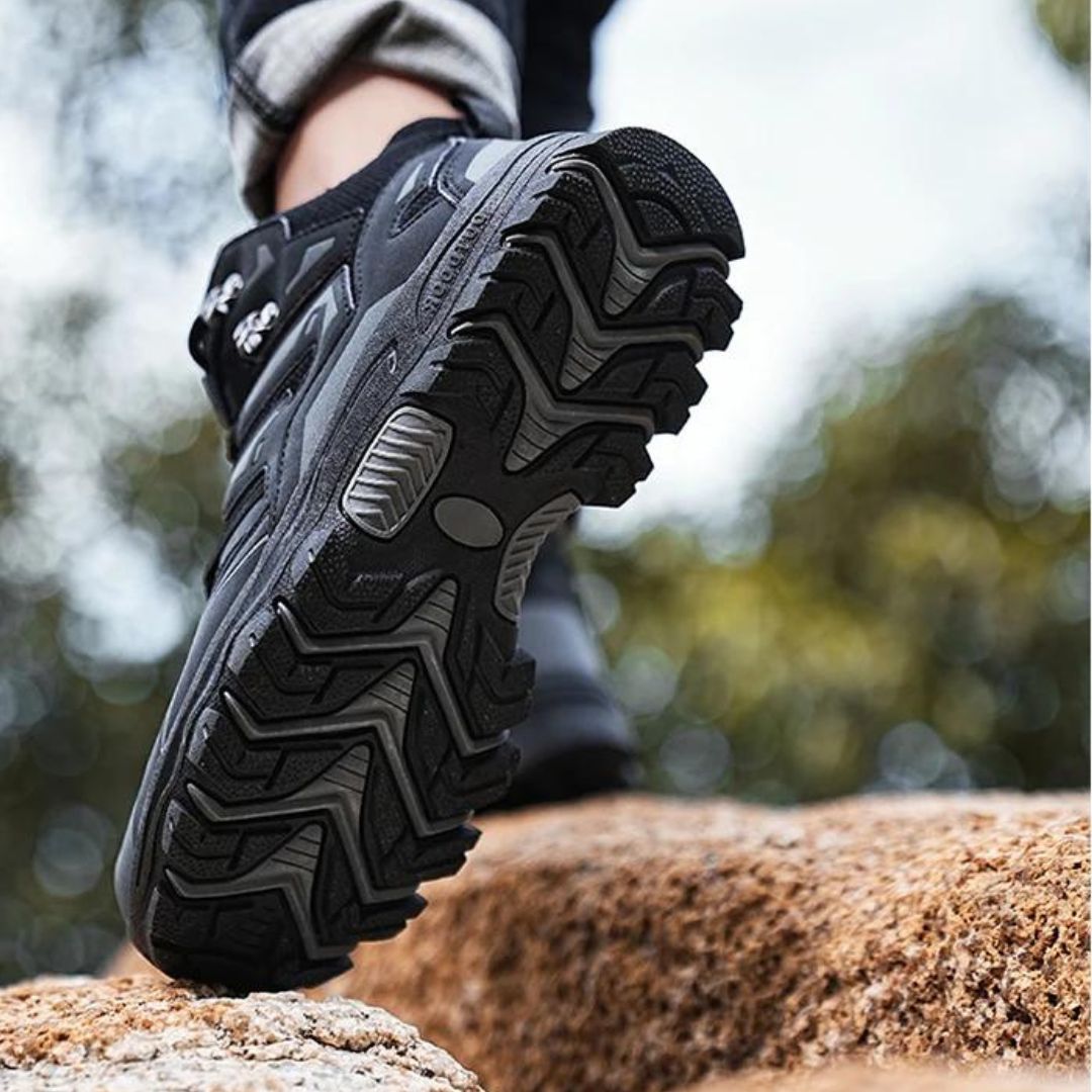 Waterproof trekking shoes with improved grip