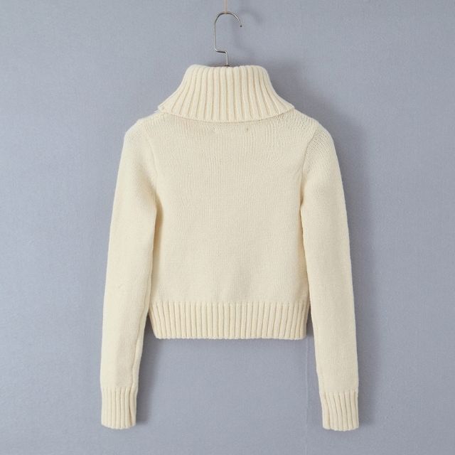 Ribbed turtleneck jumper in soft knit