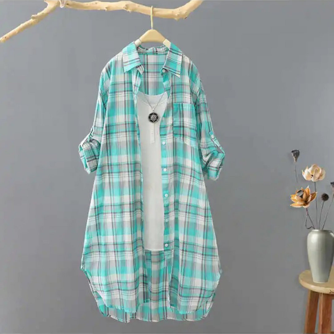 Fashionable Dress With Plaid Pattern and Long Sleeves