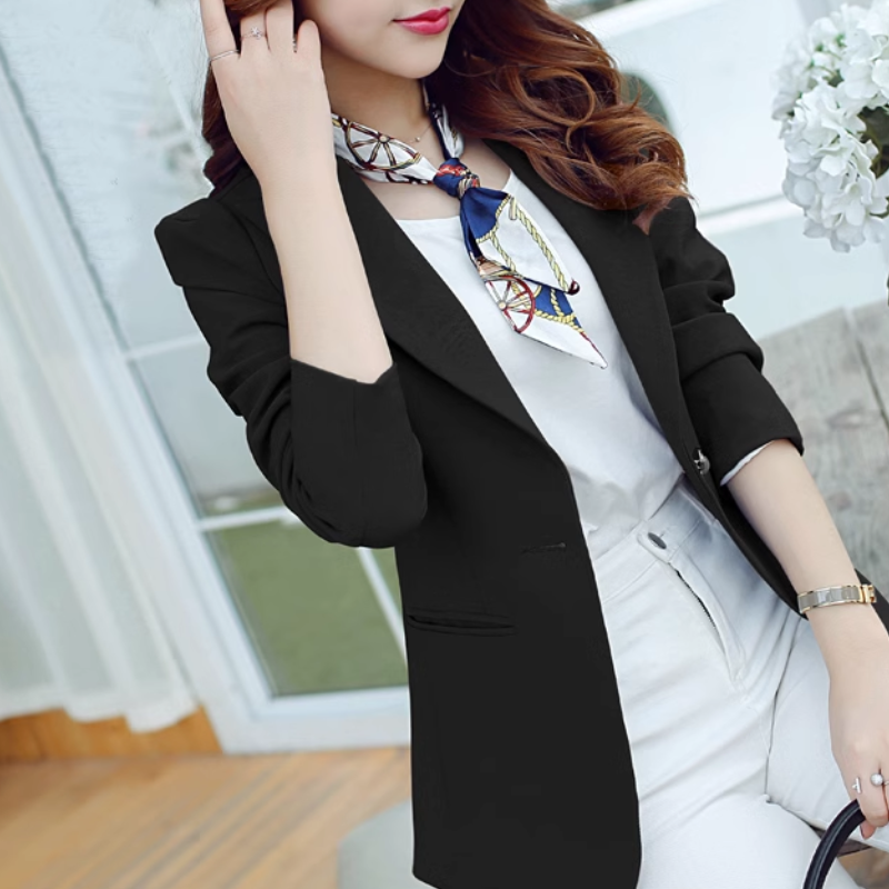 Elegant women's blazer with ankle button fastening