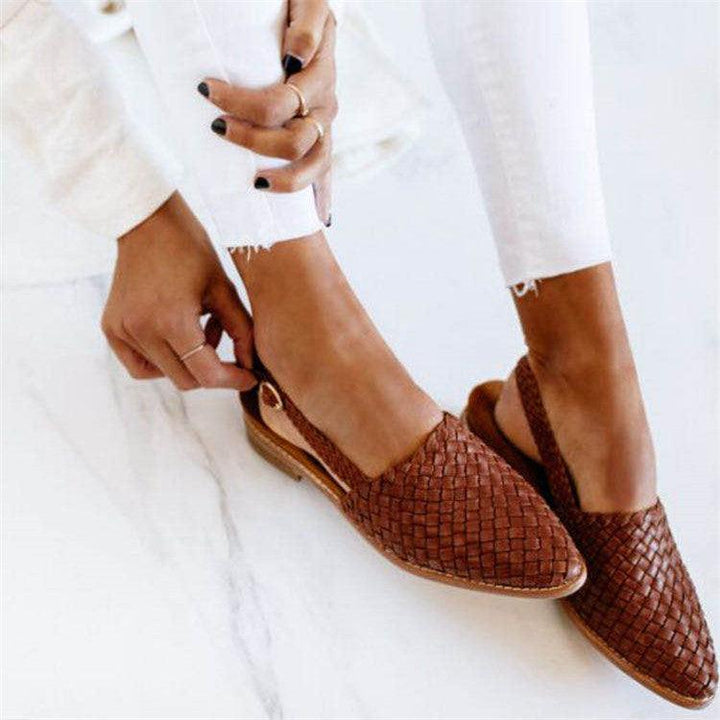 Women's - Stylish Flat Sandals - Lightweight Comfort - Perfect for Summer Outings and Casual Wear