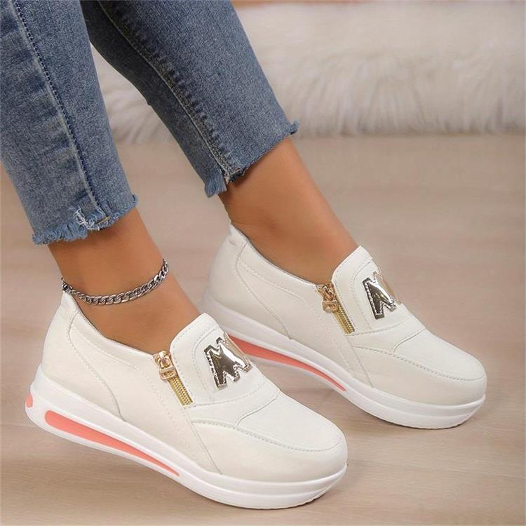 Fashionable shoes