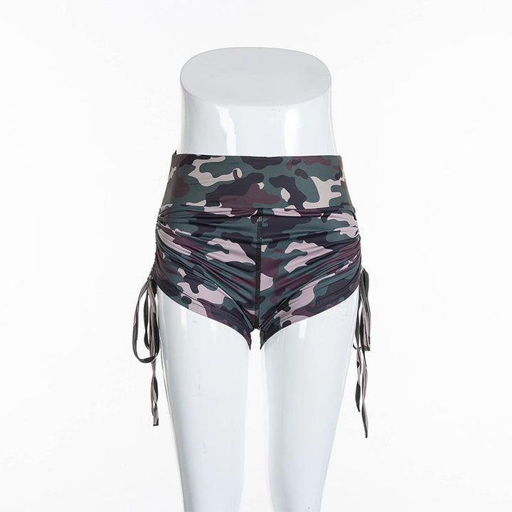 Camouflage slim shorts