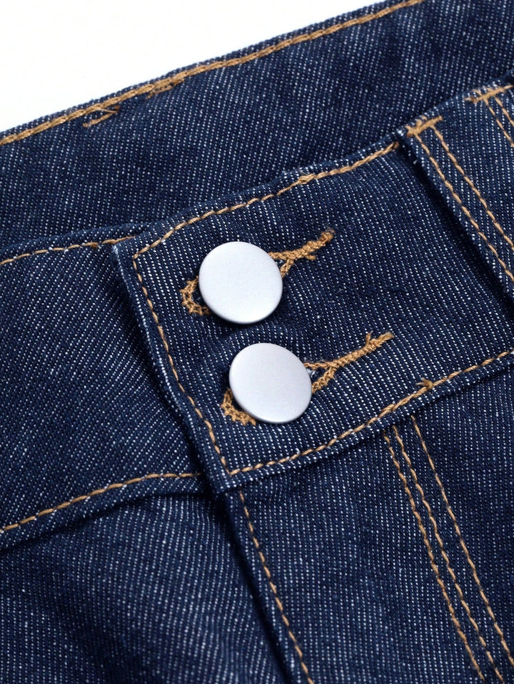 Women - Wide Jeans - Vintage Denim with Button Cuffs - Trendy and Comfortable Fashion for Every Occasion