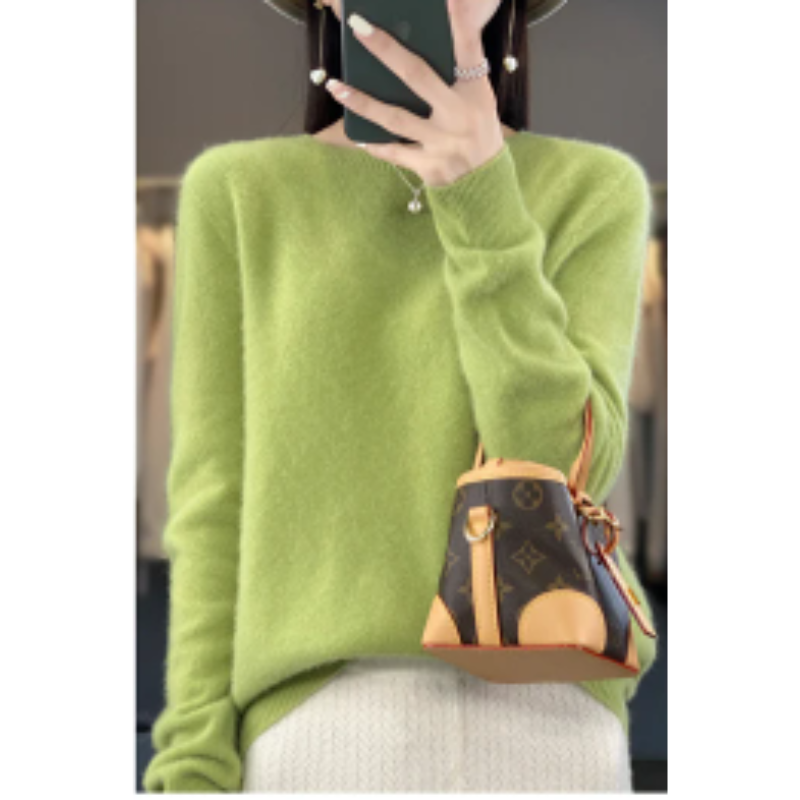 Stylish cashmere jumper for women