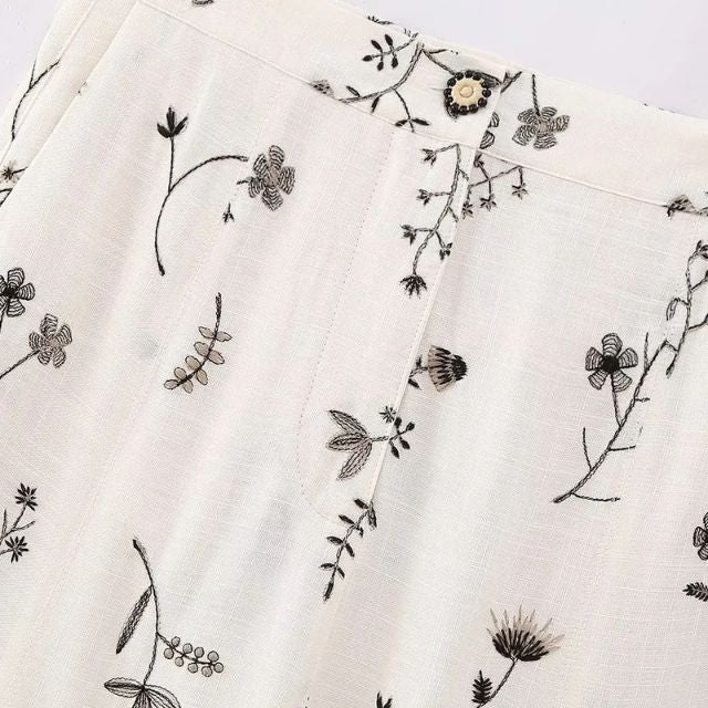 A-line midi skirt with botanical print