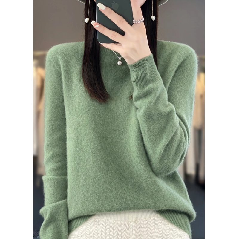 Stylish cashmere jumper for women