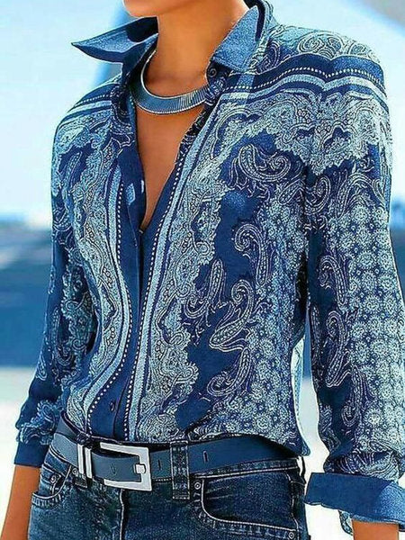 Stylish straight blouse in blue