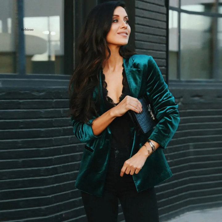 Long-sleeved velvet blazer for women