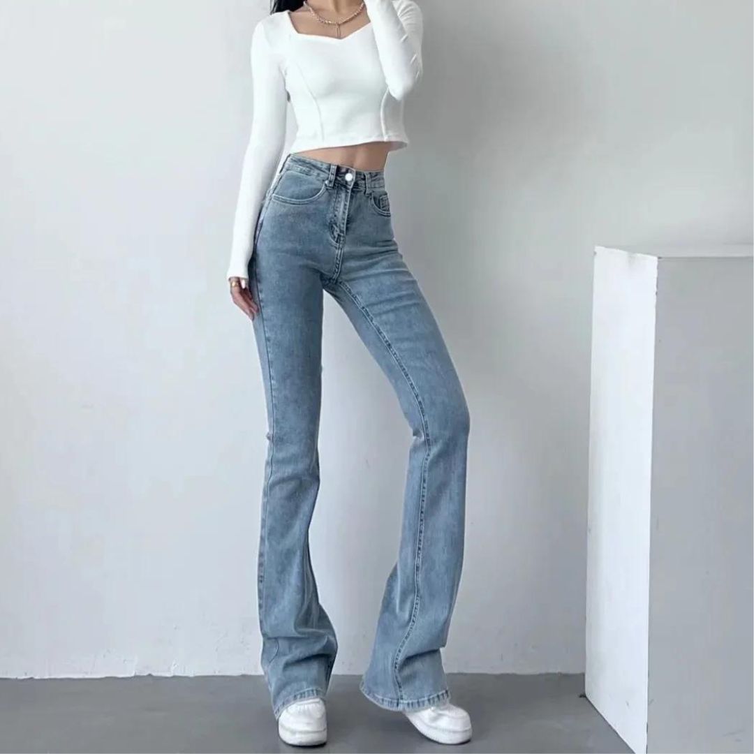 Jeans With High Waist and Heart Fringes