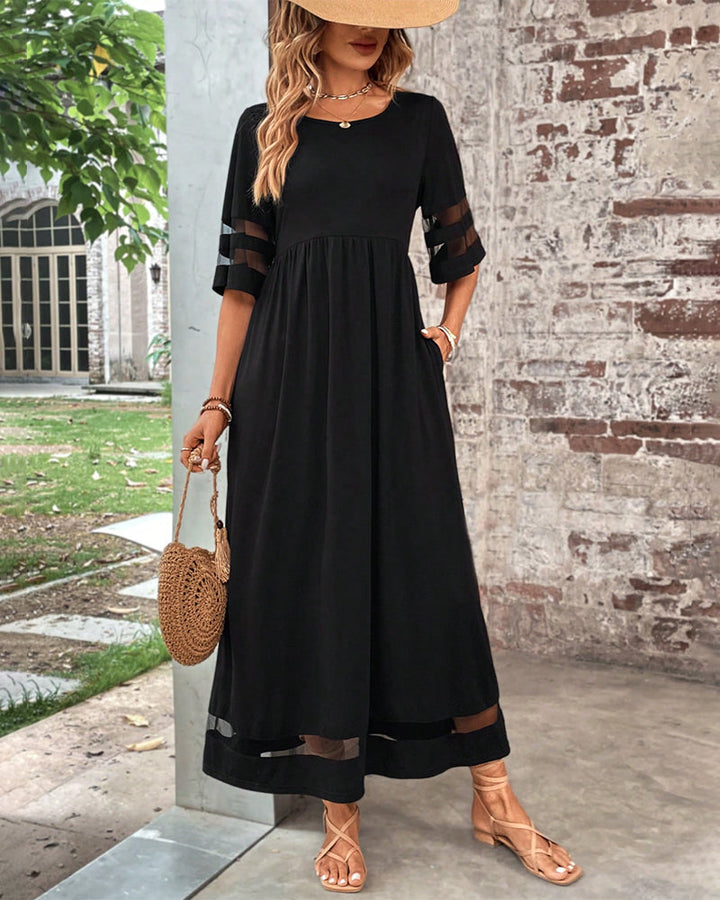 Elegant dress with round neckline