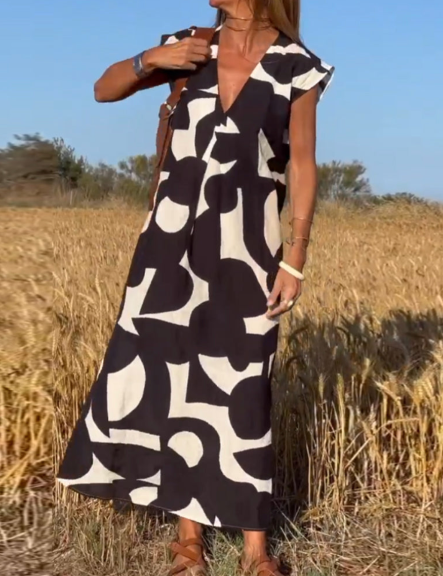 Women's - Black & White Maxi Dress - V-Neck A-Line