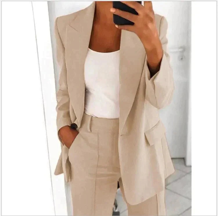 Mildred  Women's 2-piece suit