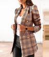 Chic chequered, elegant blazer