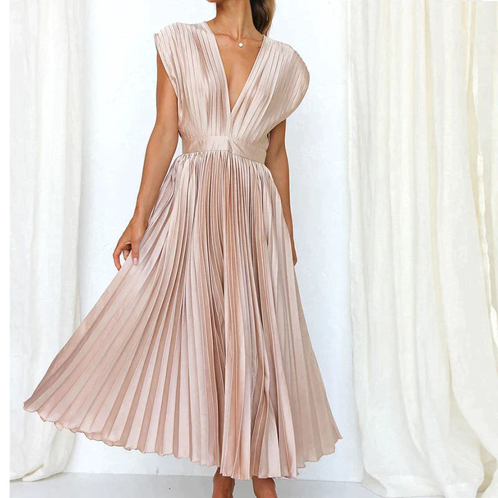 Chic pleated maxi