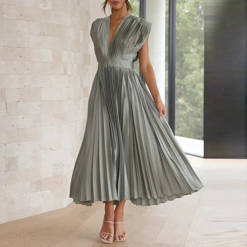 Chic pleated maxi