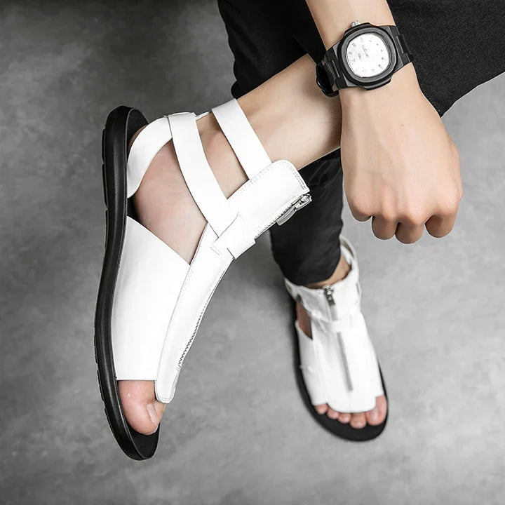 Flat leather sandals in Roman style