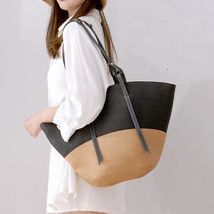 Straw beach shoulder bag for women