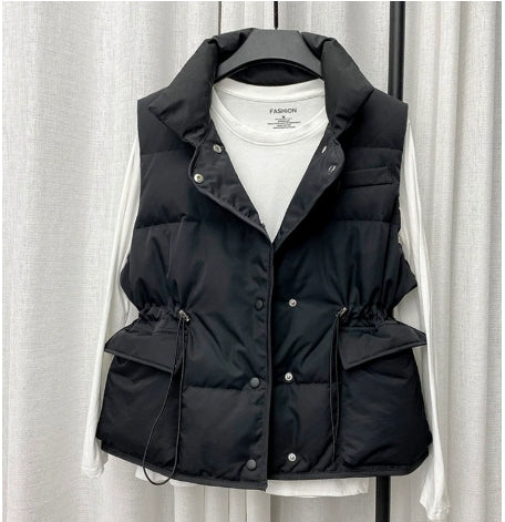 Women's - Sleeveless Gilet - Quilted Fabric - Stylish Lined Waistcoat - Fashionable Outerwear for Every Occasion