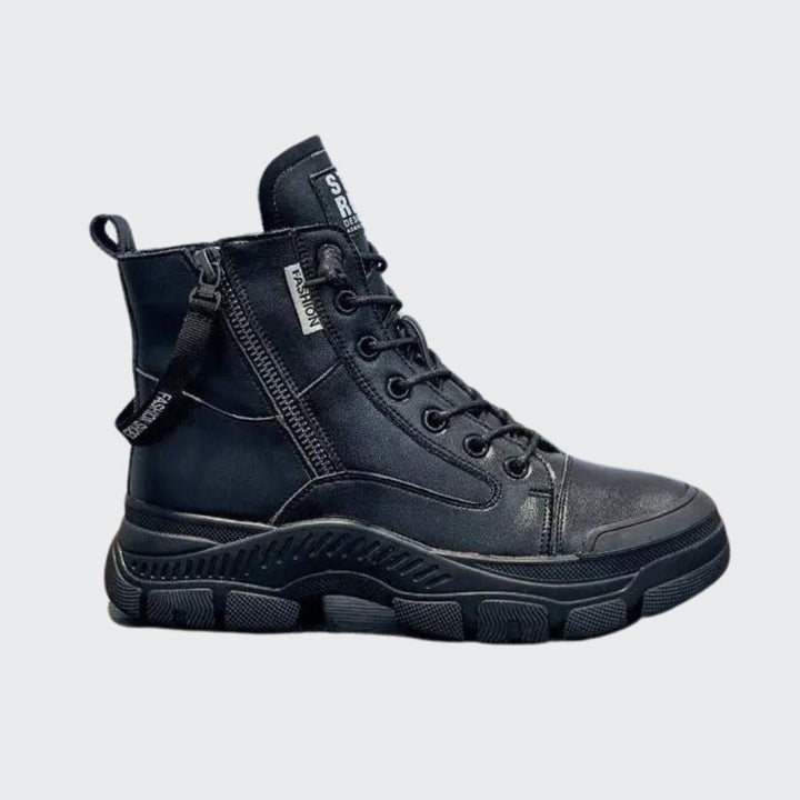 Elegant high-top sneaker boots with zip fastening