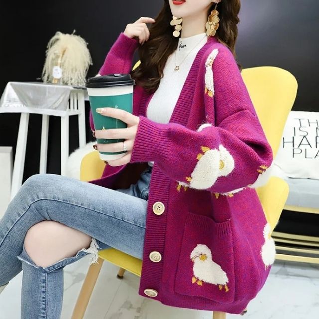 Chunky knit cardigan with sheep motif