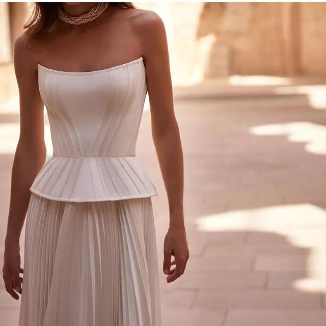 Elegant pleated off-the-shoulder evening dress