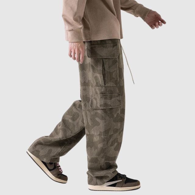 Casual cargo trousers in camouflage pattern