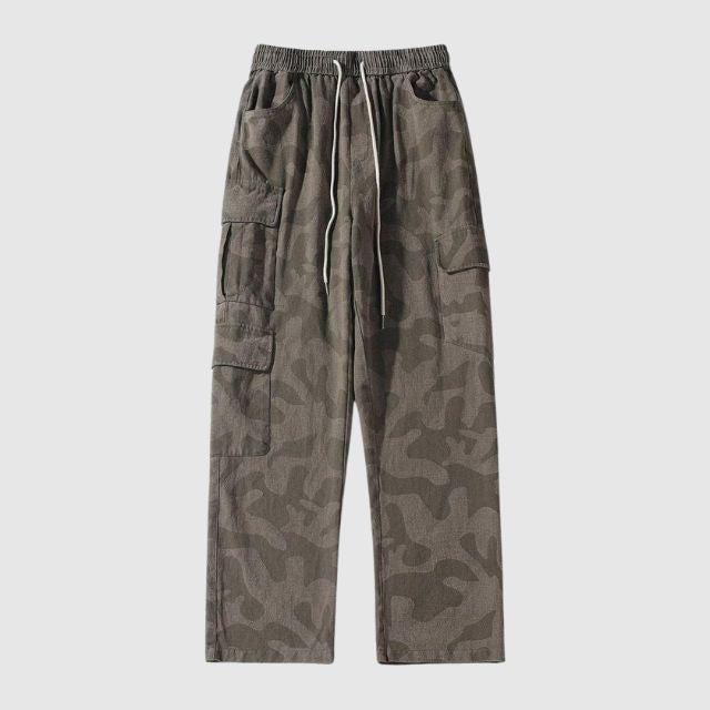 Casual cargo trousers in camouflage pattern