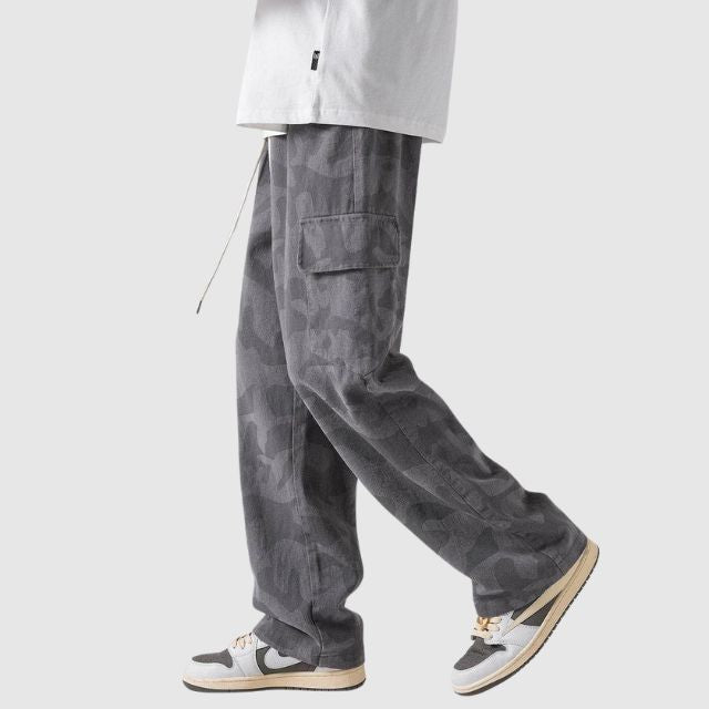 Casual cargo trousers in camouflage pattern