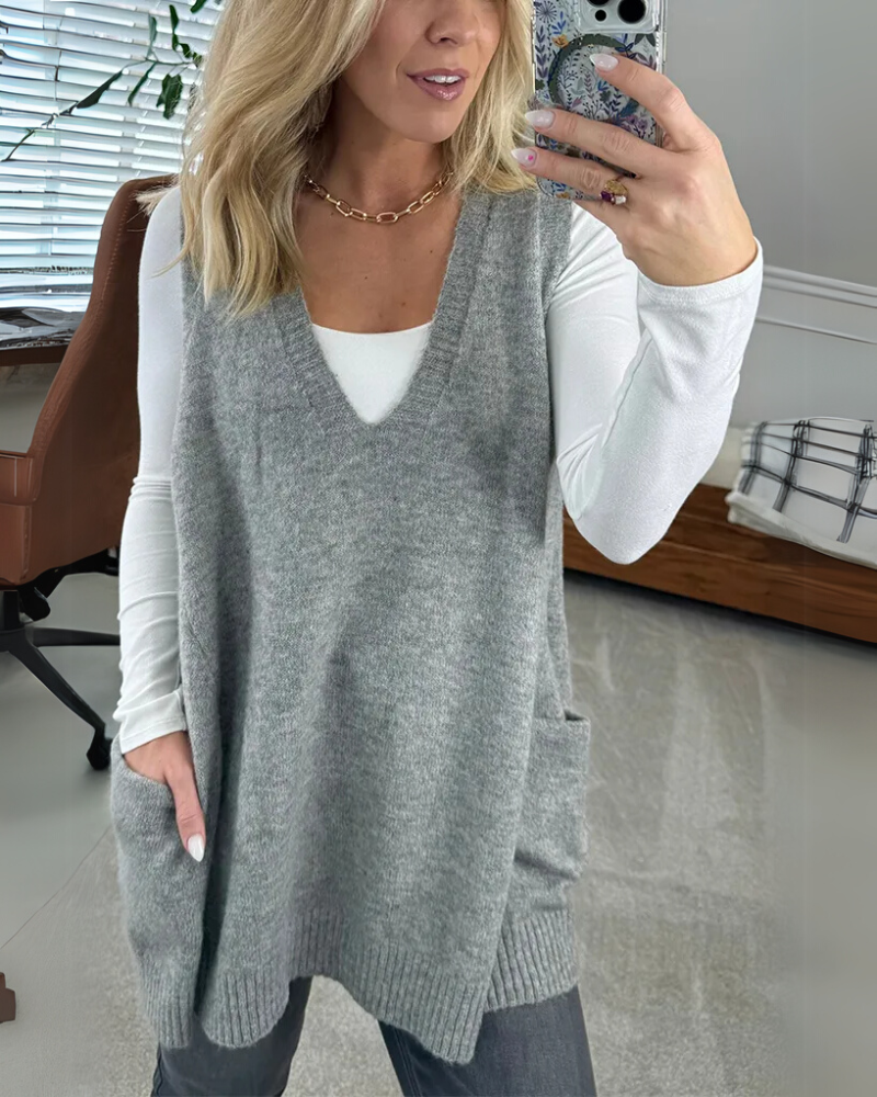 Women's - Cosy Knit Vest - Soft Fabric - Stylish Layering Essential for All Seasons