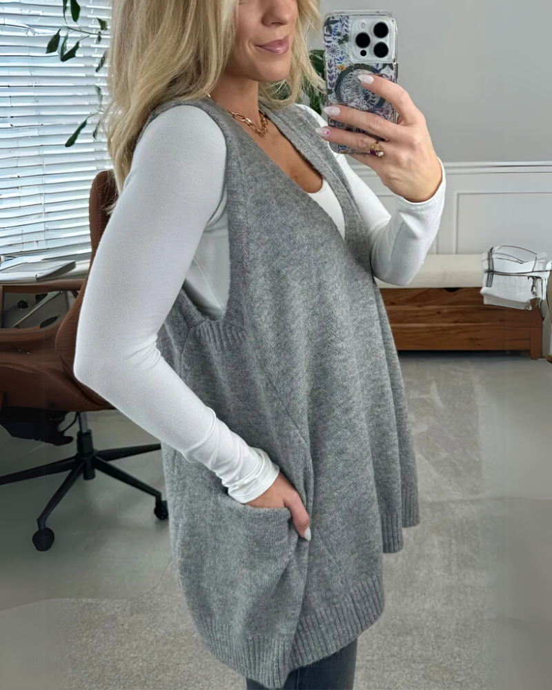 Women's - Cosy Knit Vest - Soft Fabric - Stylish Layering Essential for All Seasons
