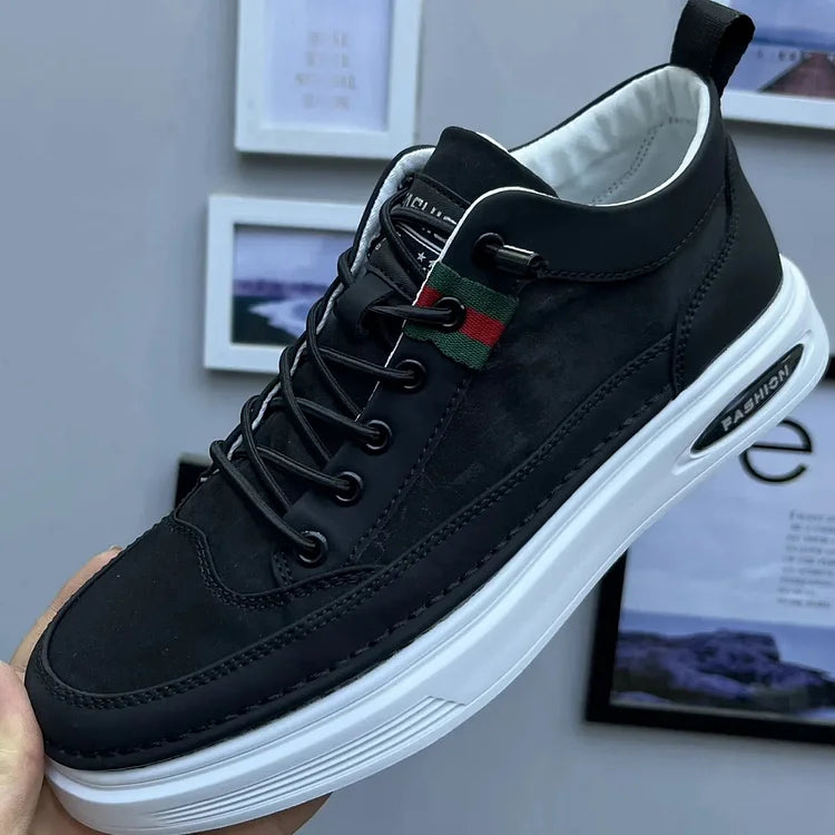 Trendy lace-up canvas skate shoes