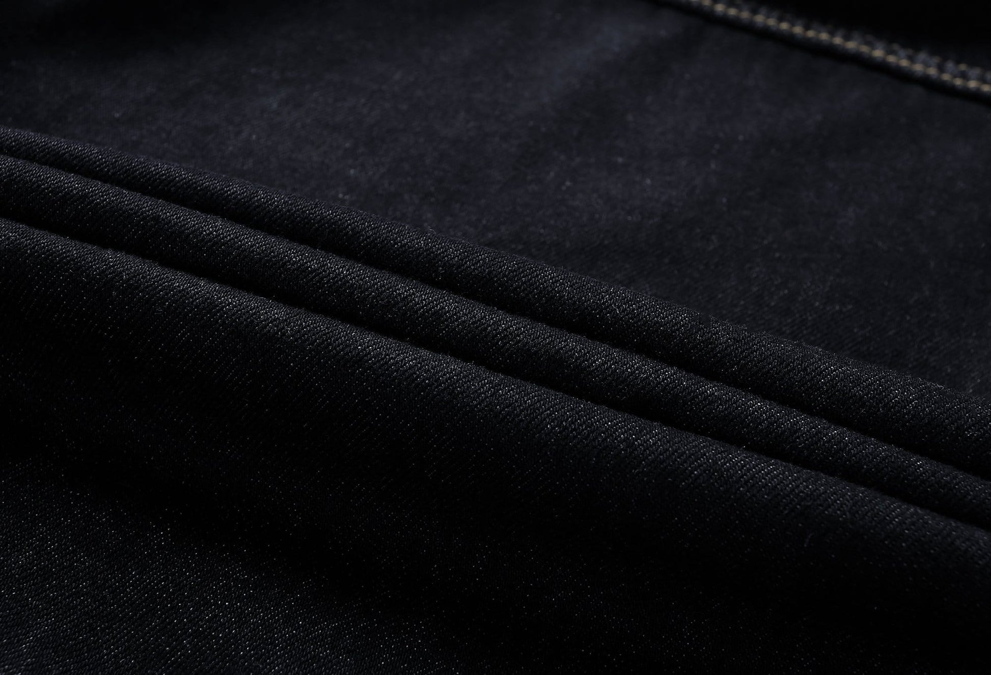Men's - Denim Jacket - Fleece Lined - Warm & Stylish Outerwear for Cold Weather