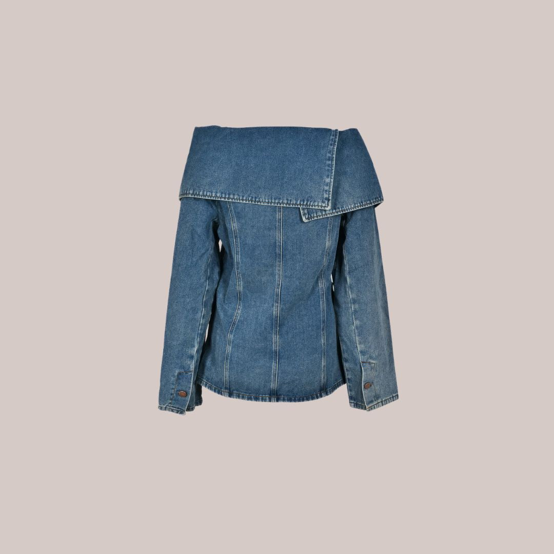 Stylish denim jacket with button details