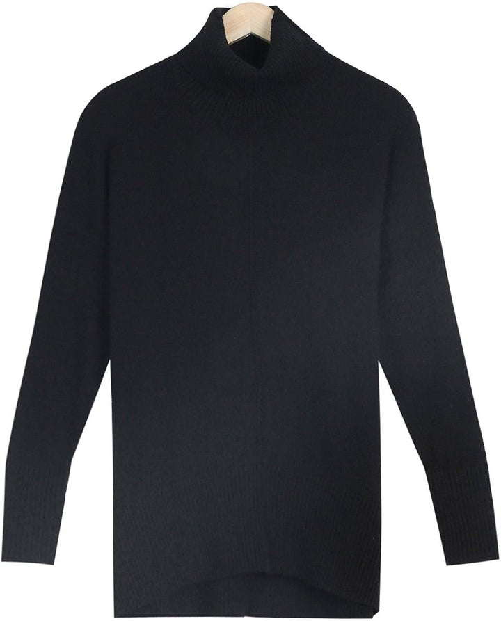 Black single-coloured long-sleeved jumper with a high neckline