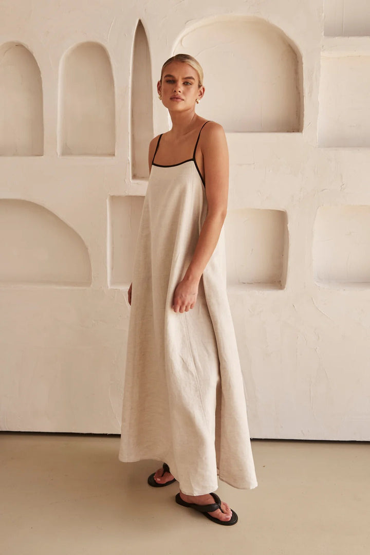 Contrasting linen maxi dress