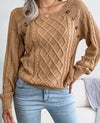 Knitted elegant women's jumper with buttons and ribbed motif