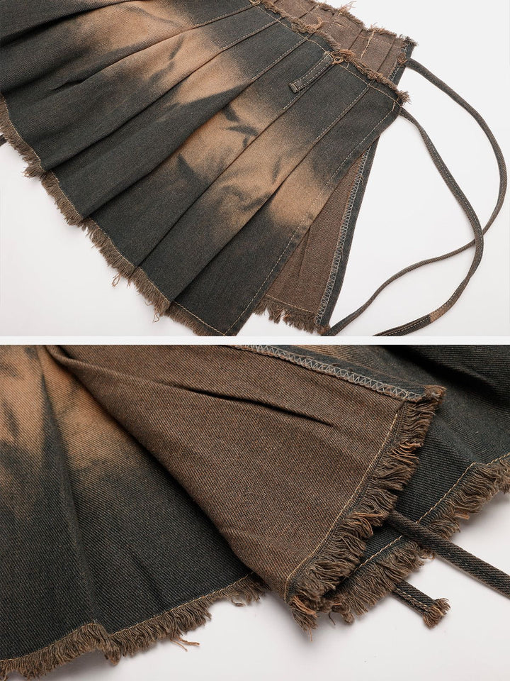 Fashionable pleated skirt